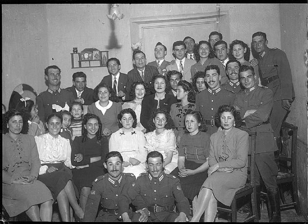 Grupo de Jóvenes en Familia