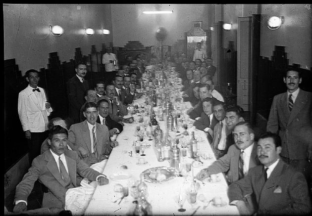 Reunión en Salón Sportman