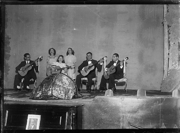 GRUPO MUSICAL
