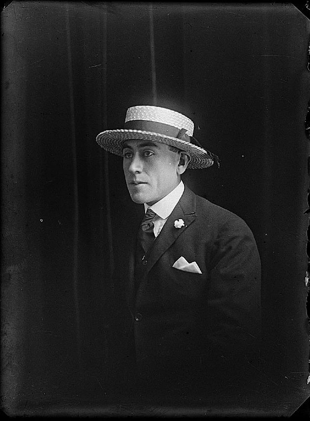 Foto Retrato de un Caballero