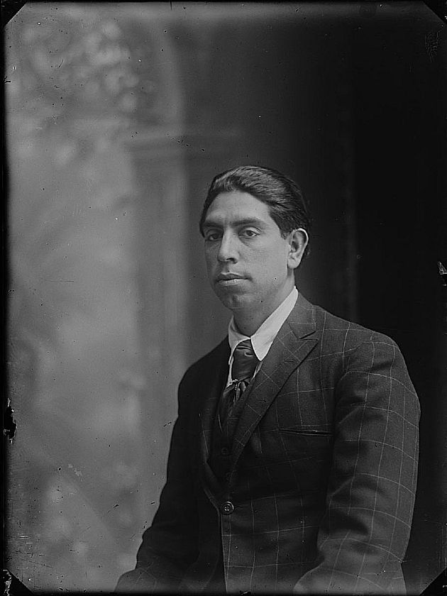 Foto Retrato de un Caballero