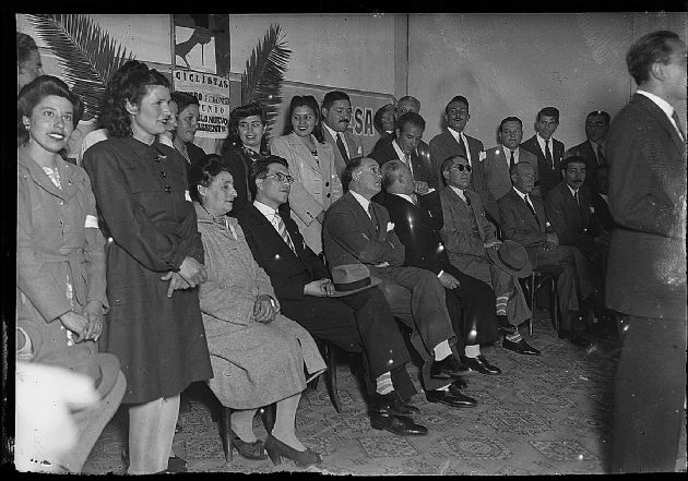 ACTO EN EL CLUB SOCIAL