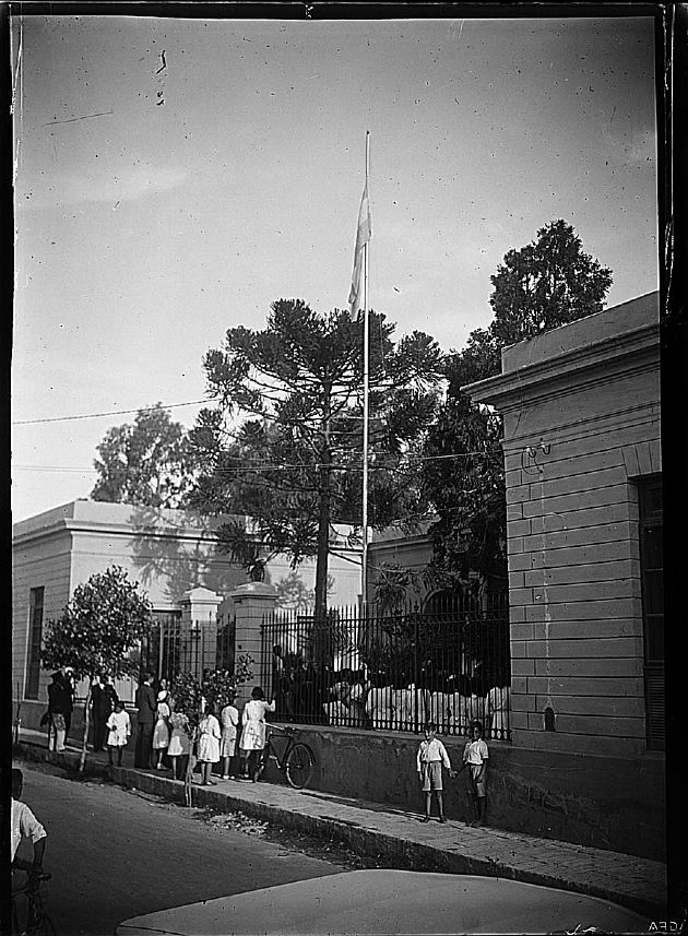 Mástil Escuela Rivadavia 1