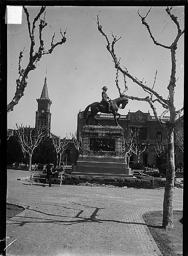 Estatua del General Pedernera 2
