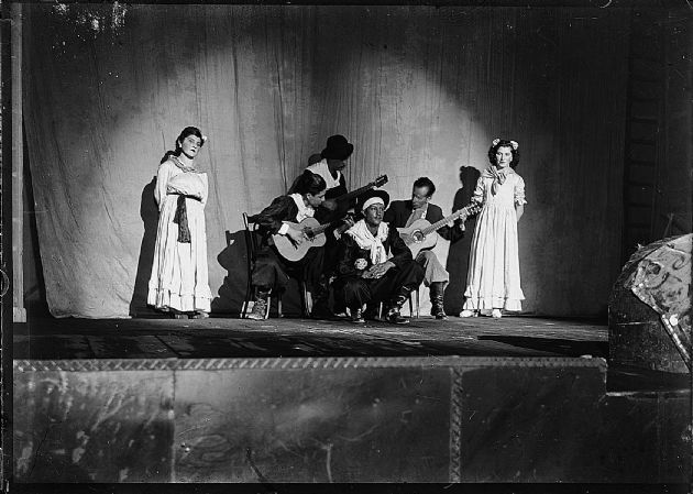 GRUPO MUSICAL