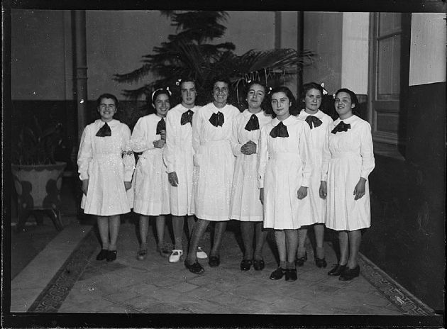 ALUMNAS