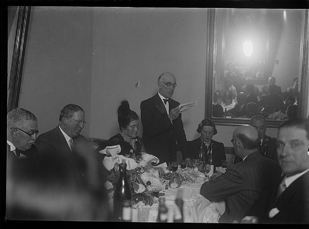 Toribio Mendoza y esposa 1