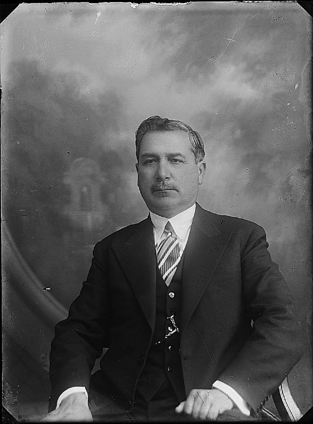 Foto Retrato de un Caballero