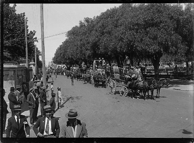 Carros de carga en la ciudad