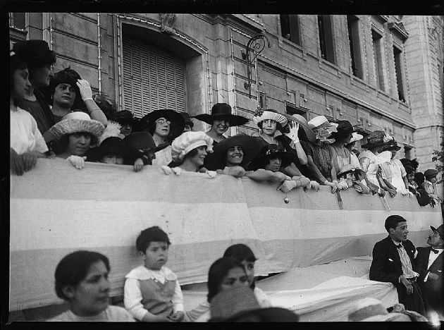 Damas en Casa de Gobierno