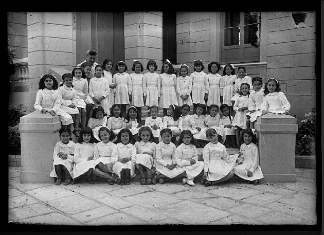 Escuela Paula Domínguez de Bazán
