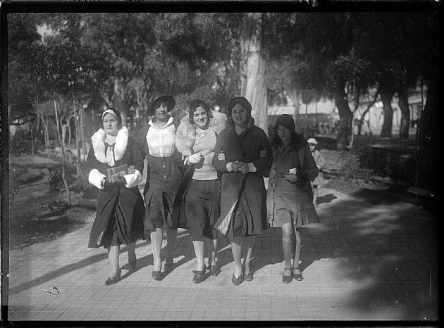 Paseo por la Plaza 7