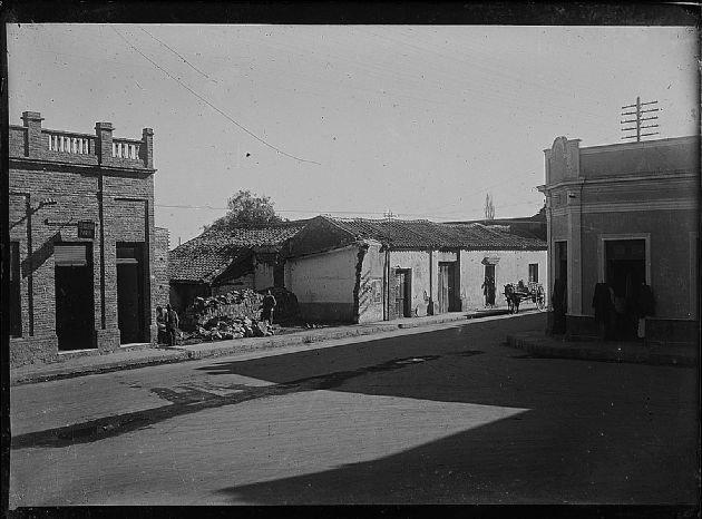 Antiguas Construcciones sobre Rivadavia 1