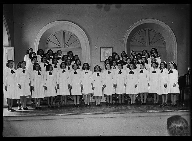 CORO DE ALUMNAS
