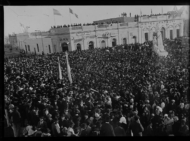 Monumento a Manuel Félix Origone II