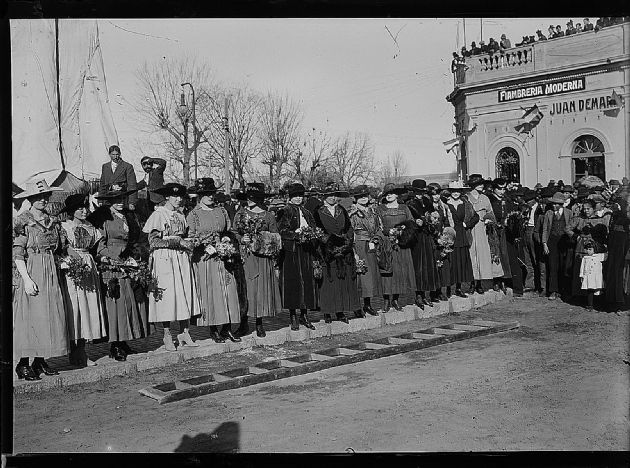 Inauguración Monumento Manuel Félix Origone