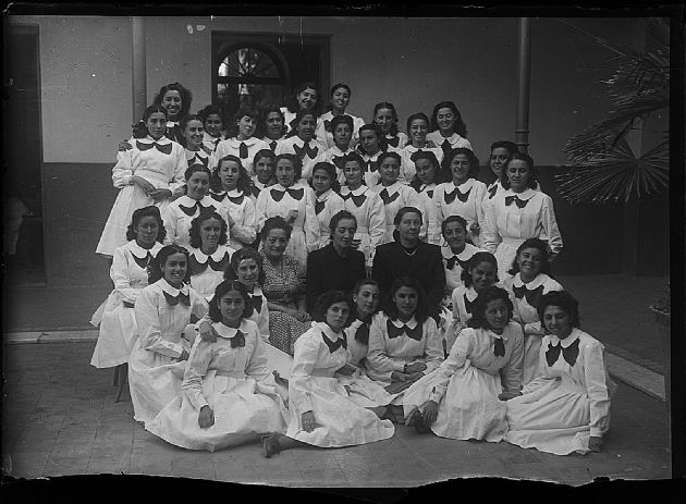 ALUMNAS II
