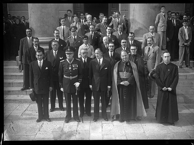 Autoridades en Iglesia Catedral 5