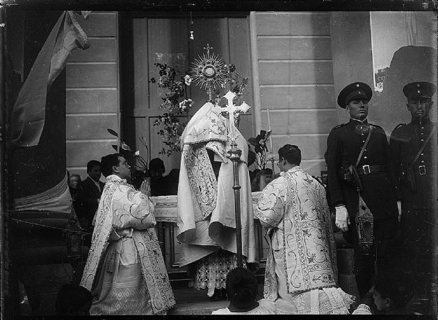 Bendición con el Santísimo