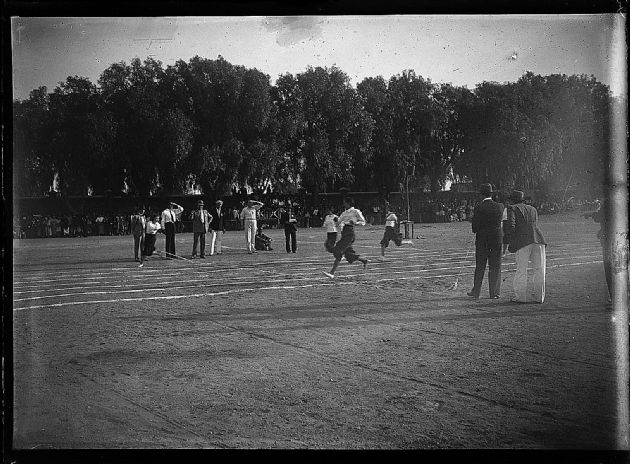 DEPORTES EN LA CANCHA COLÓN