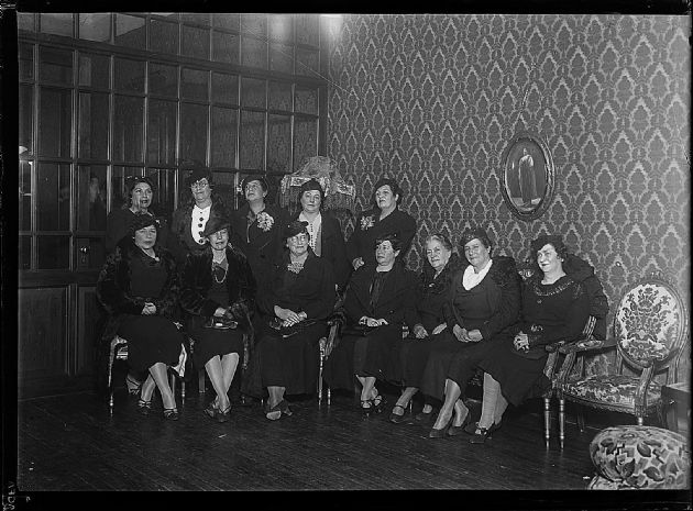 Damas de Sociedad