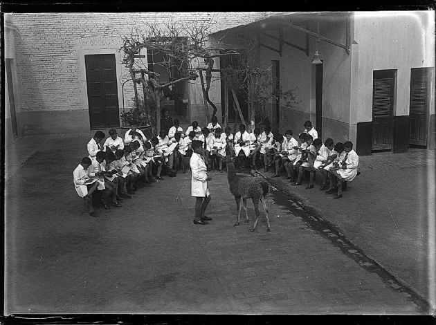 Escuela Normal de Varones 16