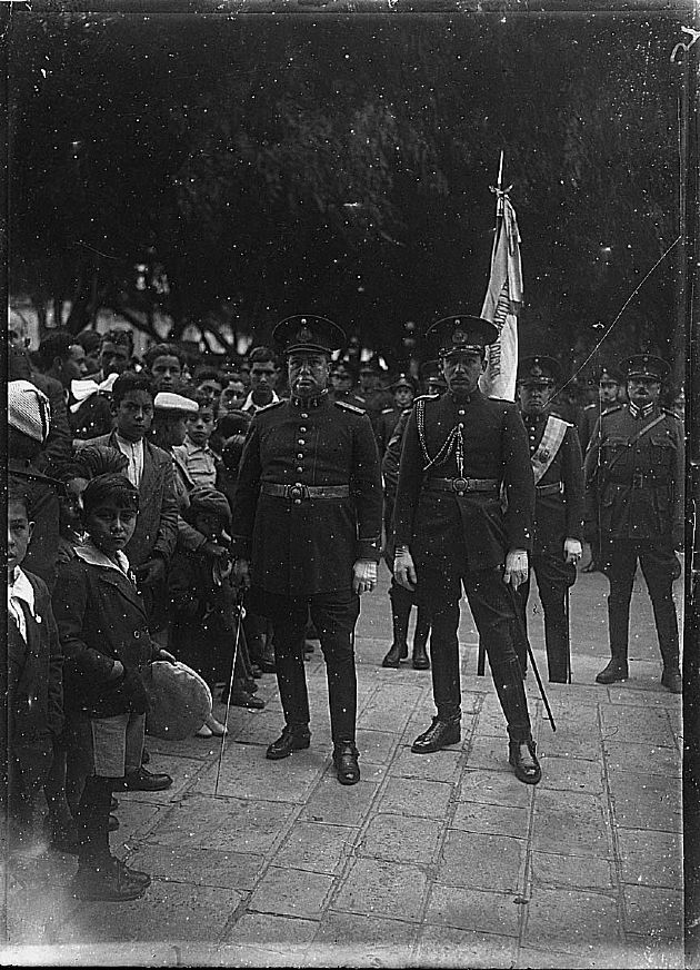 Militares en formación 2
