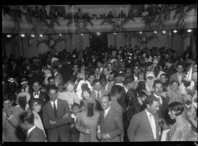 Baile de Carnaval en Club Social 4