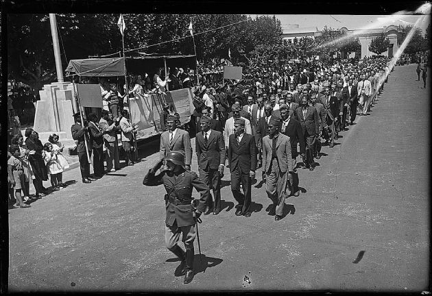 Desfile por 9 de Julio II