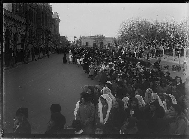 Procesión de Ntra. Señora del Rosario del Trono 1