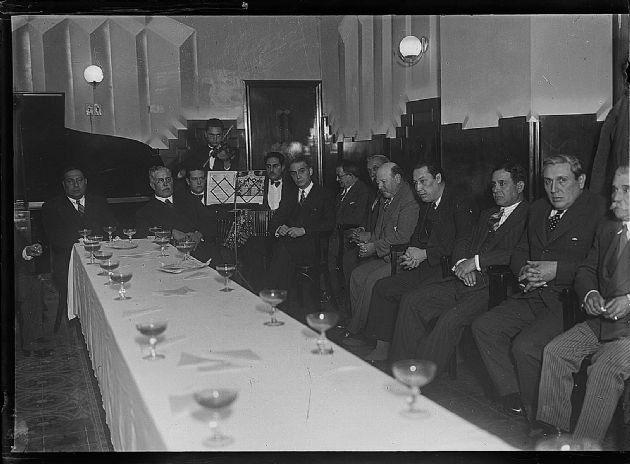 Brindis de políticos 2