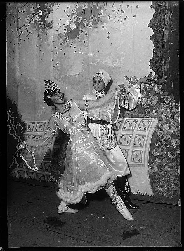 2 Bailarinas