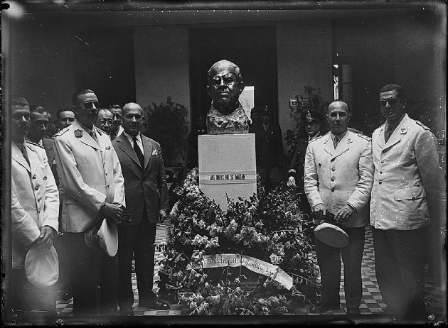 Homenaje a Sarmiento