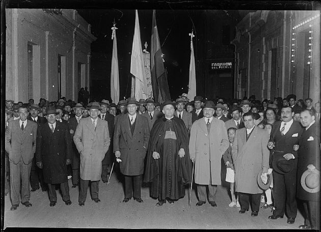 Monseñor Tibiletti y el Gobernador