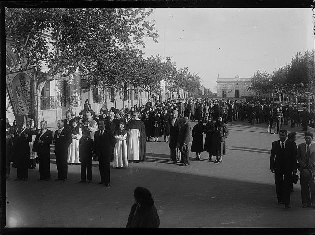 Procesión de Ntra. Señora del Rosario del Trono 2