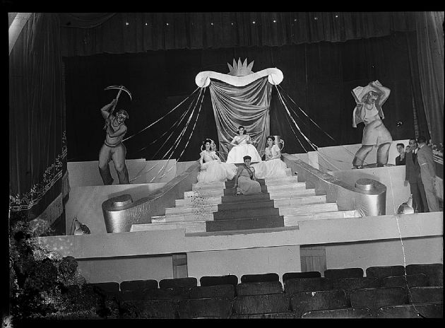 Fiesta de Empleados de Comercio en cine Teatro  2