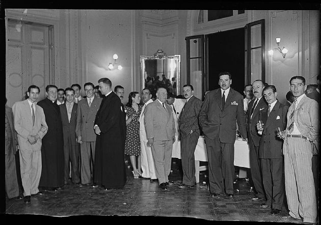 Dr. Julio Alberto Gardella en Salón Blanco