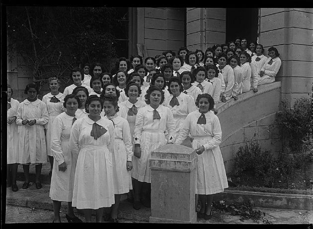 ALUMNAS