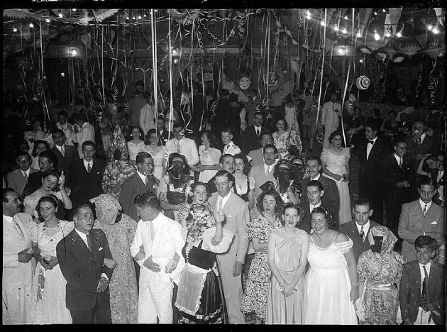 Baile de Carnaval en Club Social 6