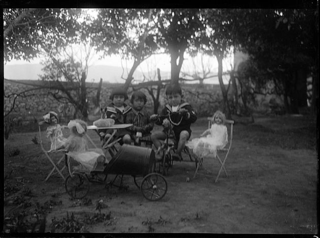 Niños en Paisaje Rural
