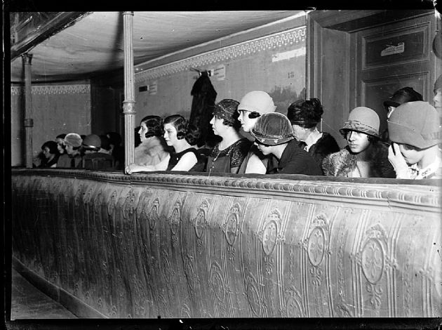Damas en el Teatro San Luis