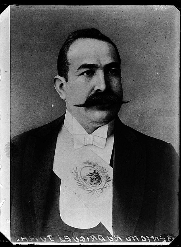 Dr.Benigno Rodríguez Jurado