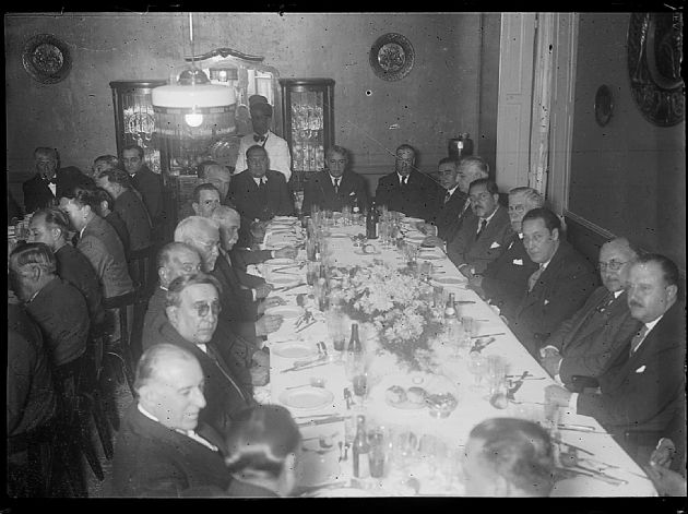 Reunión de personalidades 4