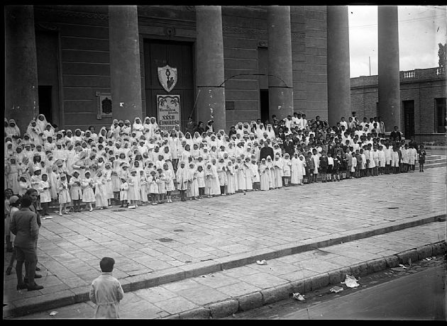 Explanada de la Iglesia Catedral