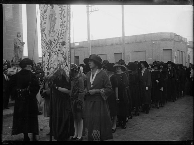 Procesión a San Luis Rey 1