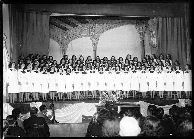 Coro de la Escuela Paula Domínguez de Bazán