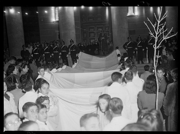 Procesión Cívica 1