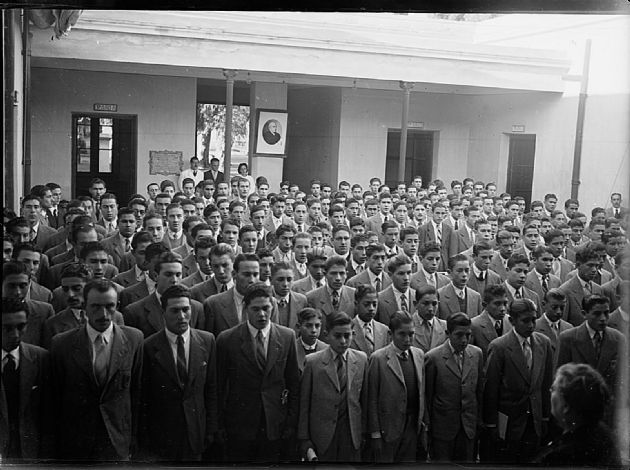 Alumnos de la Escuela Normal de Maestros