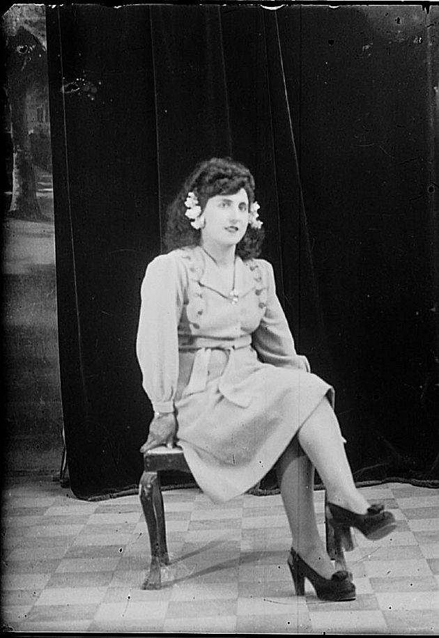Retrato femenino 1