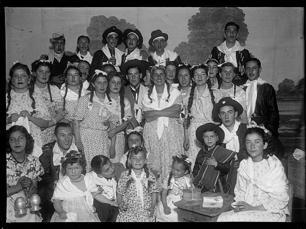 Vestidos como Paisanos I